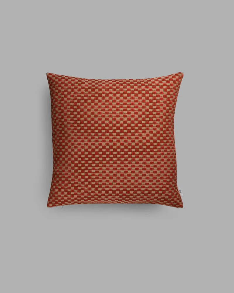 Isak by Røros Tweed in Red Sumac – product photo 3 of 3