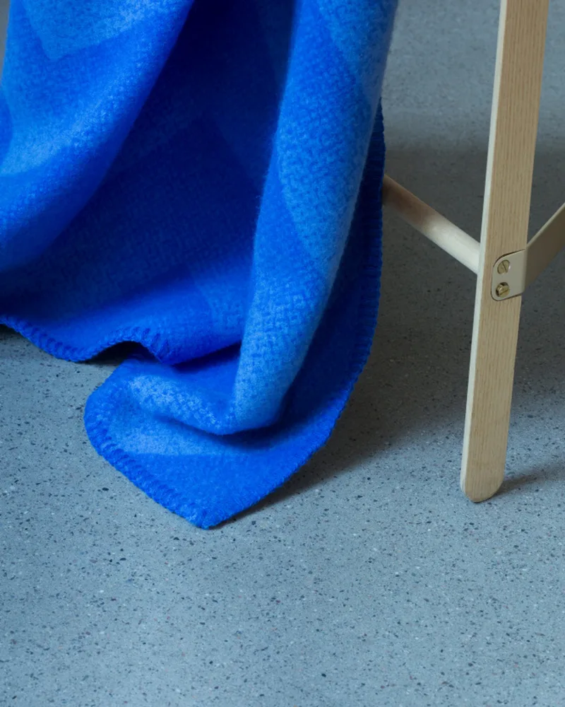 Lynild by Røros Tweed in Blue – interior photo 4 of 7