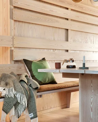 Kattefot by Røros Tweed in Moss Green – interior photo 3 of 4