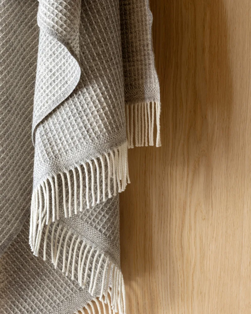 Vega by Røros Tweed in Grey – interior photo 5 of 7