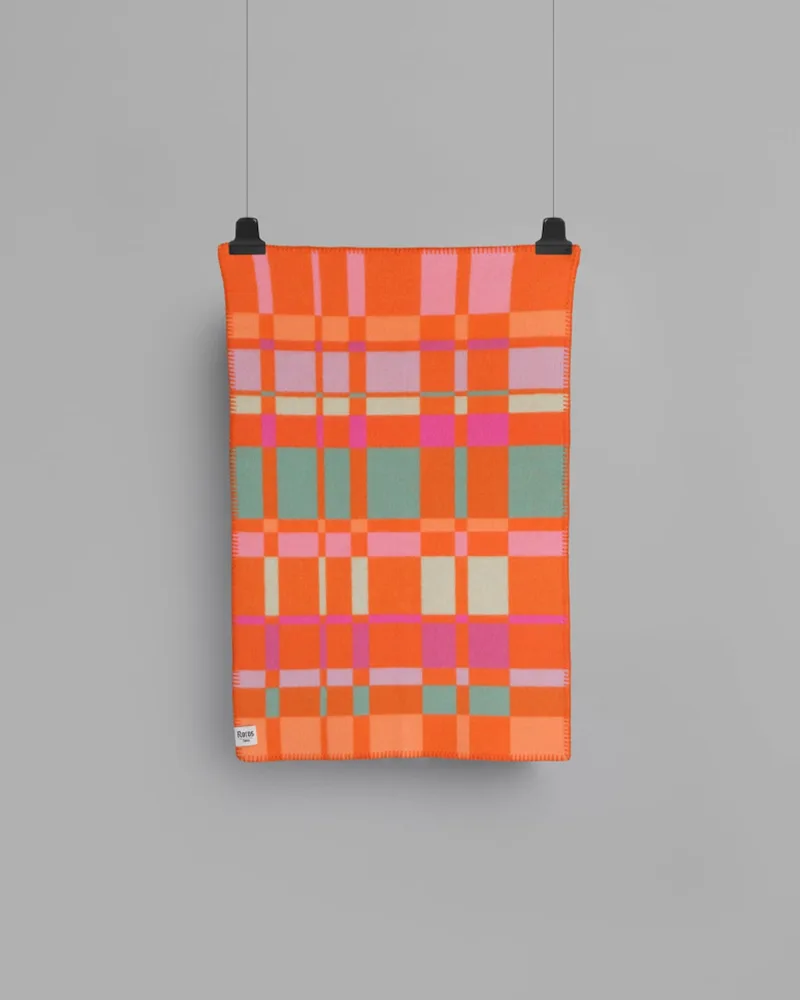 City by Røros Tweed in Orange – product photo 1 of 8