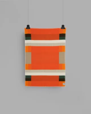 Mikkel van Røros Tweed in Orange – productfoto 2 van 3