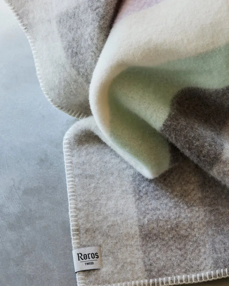 Mikkel van Røros Tweed in Grey – sfeerfoto 3 van 8