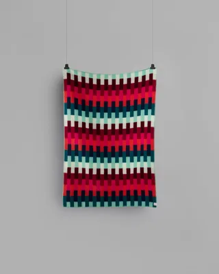 Åsmund Bold van Røros Tweed in Red/turquoise – productfoto 2 van 3