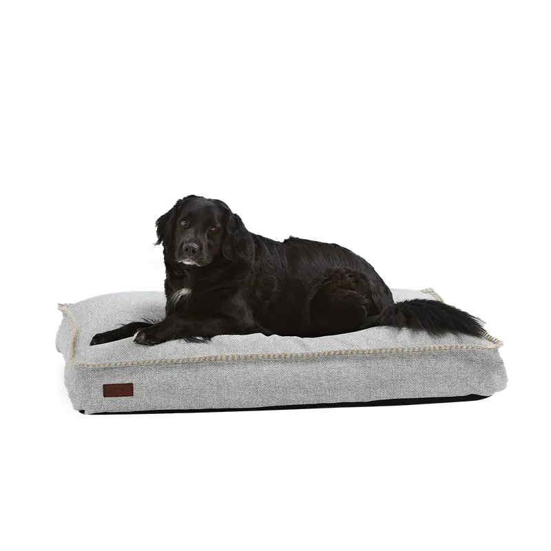 Dog bed von SACKit in Cobana Sand Melange, Large – Produktfoto