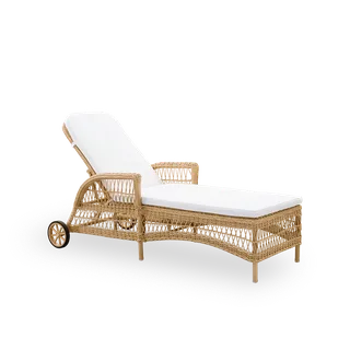 Stock item | Seat- and back cushion | Daisy Exterior Sunbed van Sika-Design in White (CY101) – productfoto 1 van 2