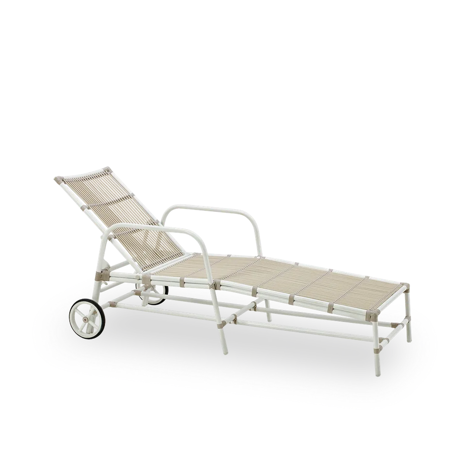 Josephine Exterior Sunbed by Sika-Design in Dove White, Aluminium & ArtFibre, None – product photo 3 of 4