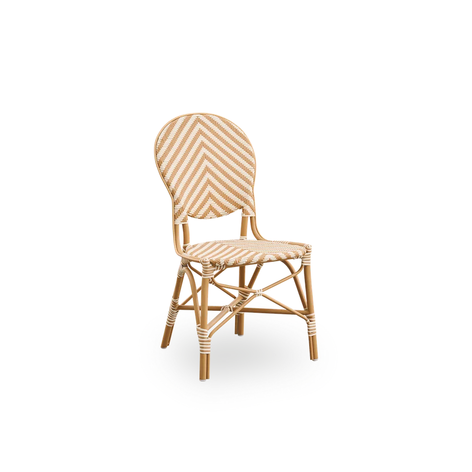 Isabell Exterior Dining Chair van Sika-Design in Almond aluminium frame, Chevron – Honey & Ivory ArtFibre, Geen – productfoto 2 van 3