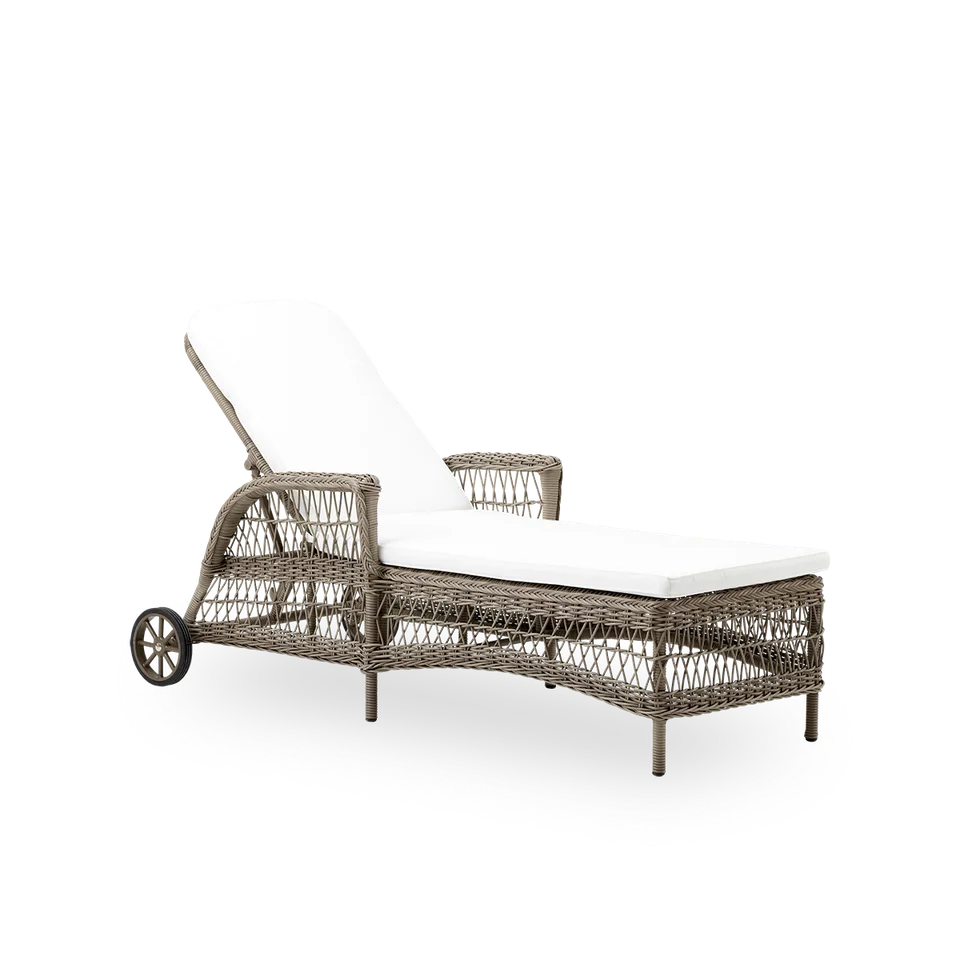 Seat- and back cushion | Daisy Exterior Sunbed van Sika-Design in Tempotest, Denim (A615) – productfoto 1 van 2