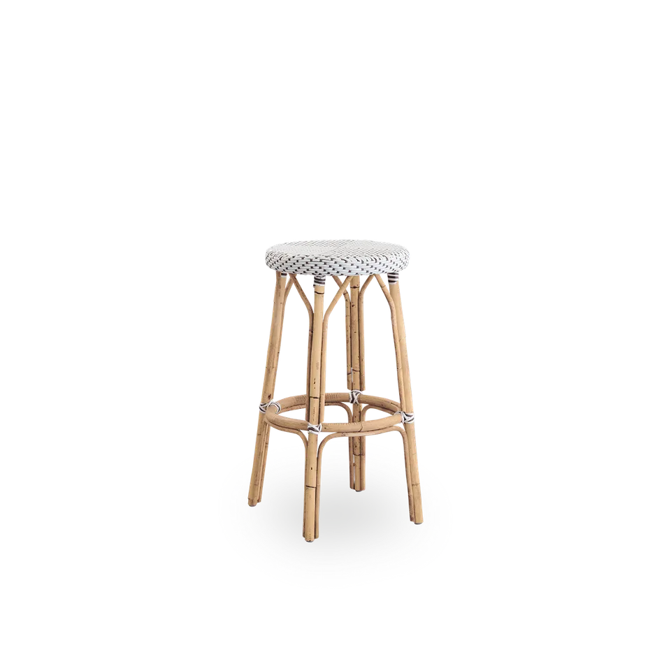 Simone Bar Stool van Sika-Design in White w/ cappuccino dot ArtFibre, Skin on – Rattan frame – productfoto