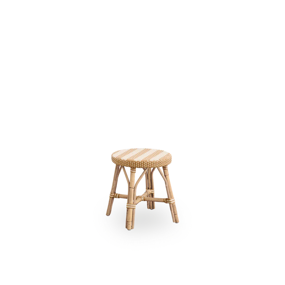 Simone Stool van Sika-Design in Striped – Honey & Ivory ArtFibre, Skin on – Rattan frame – productfoto