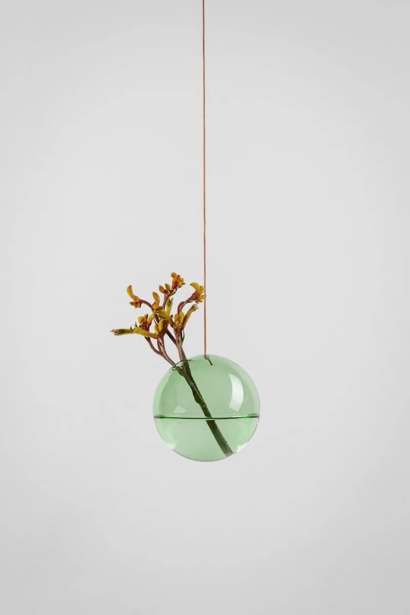 HANGING FLOWER BUBBLE, MEDIUM, BRANCH von Studio About – Produktfoto