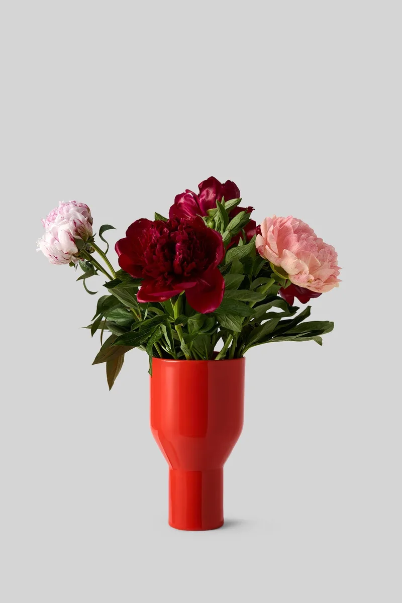 VASE, FLOWERSHADE, RED by Studio About – product photo