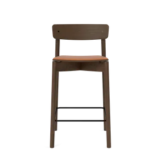 Cross Bar Chair von TAKT in 65 cm, Smoked oak, LEAP® cognac – Produktfoto 2 von 2
