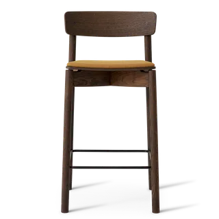 Cross Bar Chair de TAKT en 65 cm, Smoked oak, Remix 422 Golden ochre – photo du produit 2 sur 2