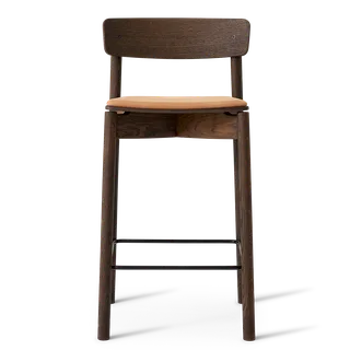 Cross Bar Chair de TAKT en 65 cm, Smoked oak, Dunes cognac leather – photo du produit 2 sur 2