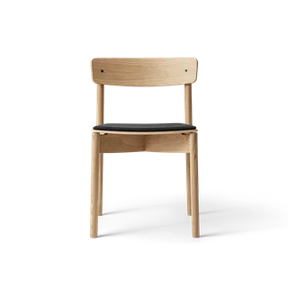 Cross Chair by TAKT in Oak Matt lacquer, Spoor Zea Black Leather – product photo 2 of 2