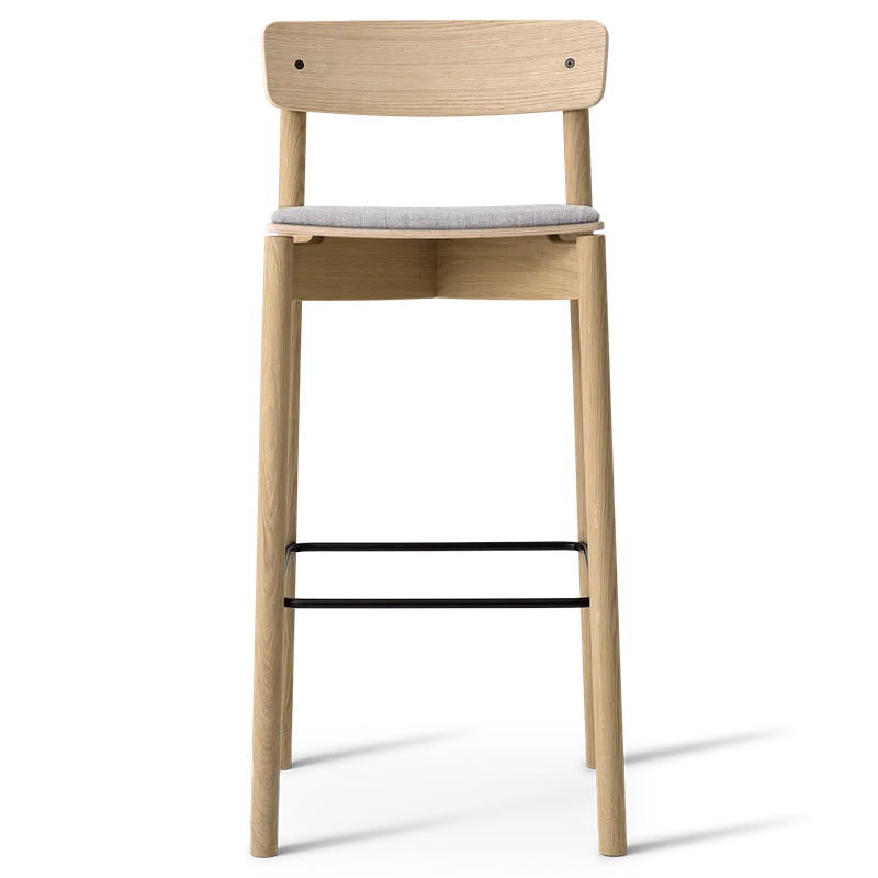 Cross Bar Chair von TAKT in 75 cm, Oak Matt lacquer, Remix 123 Sand grey – Produktfoto 2 von 2