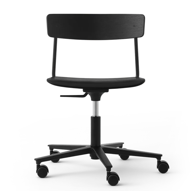 Cross Task Chair de TAKT en Black tube, Oak Black lacquer, Aucun, Aucun – photo du produit 2 sur 2
