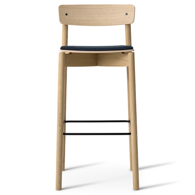 Cross Bar Chair von TAKT in 75 cm, Oak Matt lacquer, Remix 873 Dark Petrol – Produktfoto 2 von 2