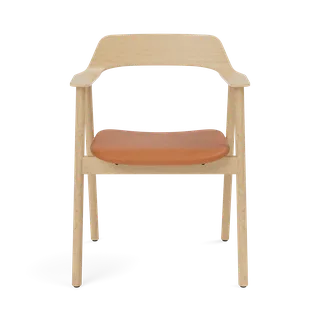Bow Chair van TAKT in Oak Matt lacquer, LEAP® cognac – productfoto 2 van 2