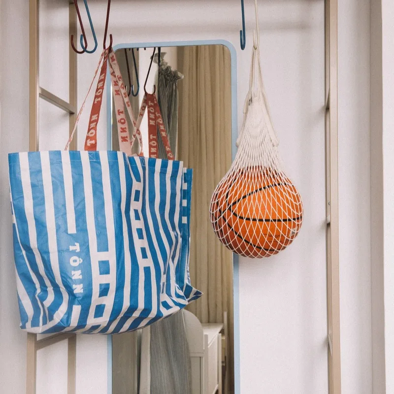 TÔNN tote by TÔNN furniture – interior photo