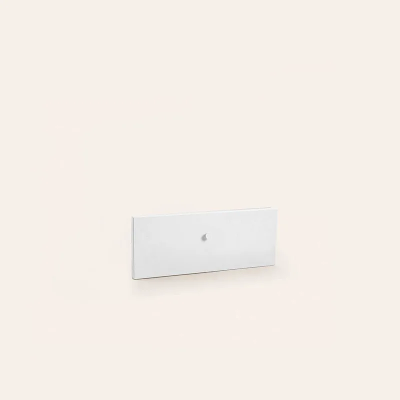 Hurtsfront med knopp smal övre – Vit by TÔNN furniture – product photo