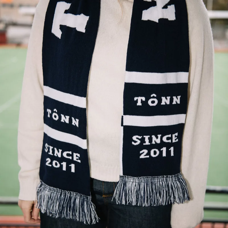 TÔNN Scarf van TÔNN furniture – sfeerfoto