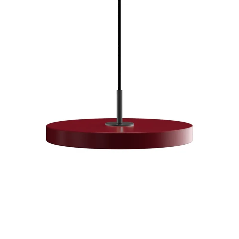 Asteria Plus | pendellampe by UMAGE in Ruby Red, Black Top, Mini – product photo