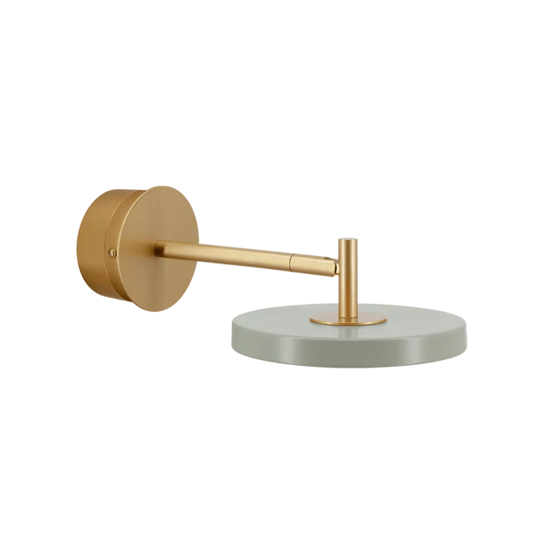 Asteria Short | væglampe by UMAGE in Brass, Nuance Olive, Hardwired – product photo
