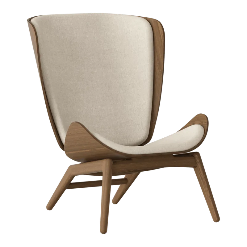 The Reader | lænestol van UMAGE in Dark Oak, White Sands – productfoto
