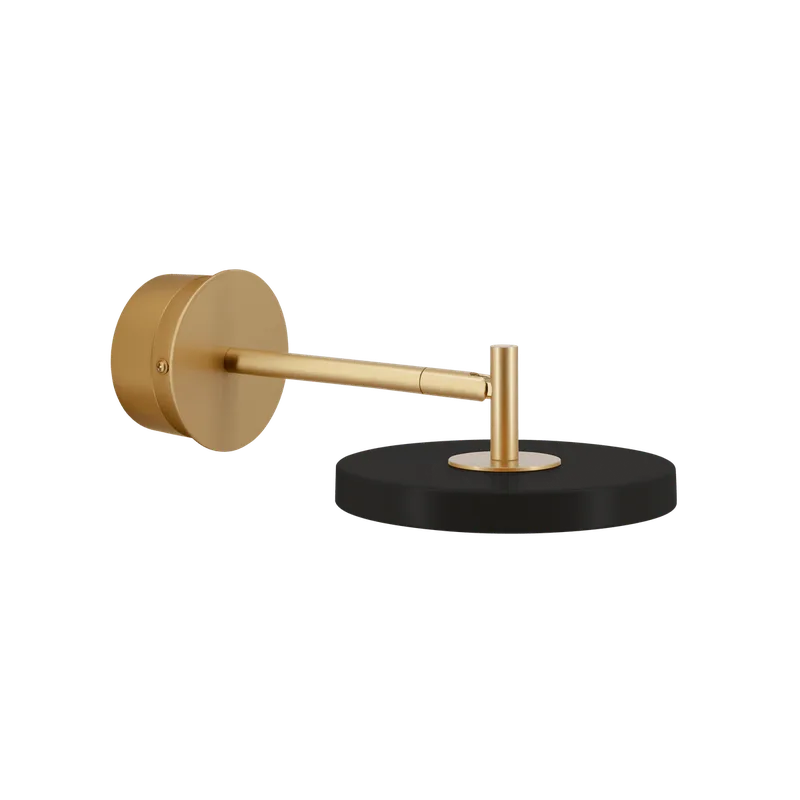 Asteria Short | væglampe by UMAGE in Brass, Black, Hardwired – product photo