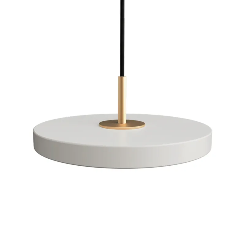 Asteria Micro | pendellampe de UMAGE en Nuance Mist, Brass Top – photo du produit