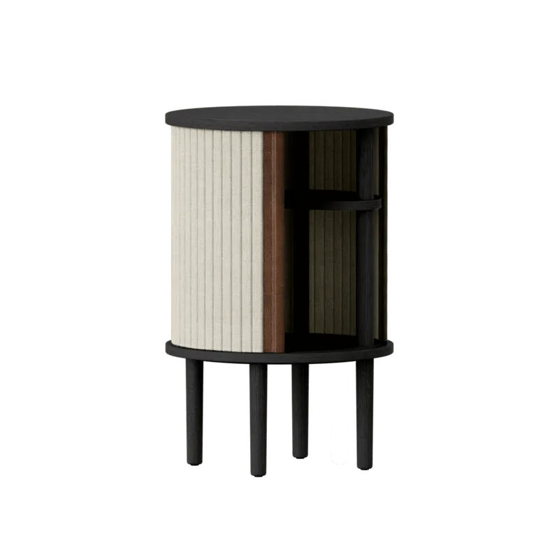 Audacious | sidebord von UMAGE in Black Oak, White Sands – Produktfoto