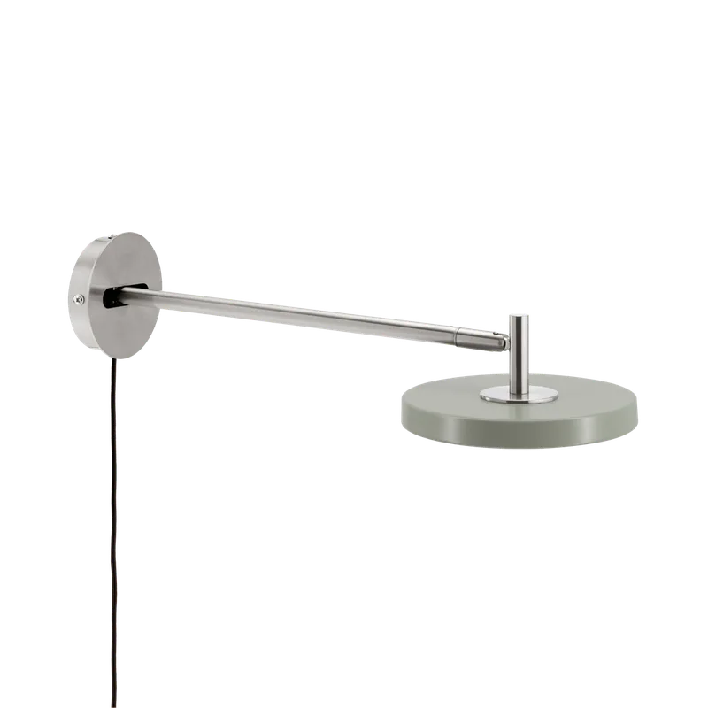 Asteria Long | wall lamp de UMAGE en Steel, Nuance Olive, Not Hardwired – photo du produit