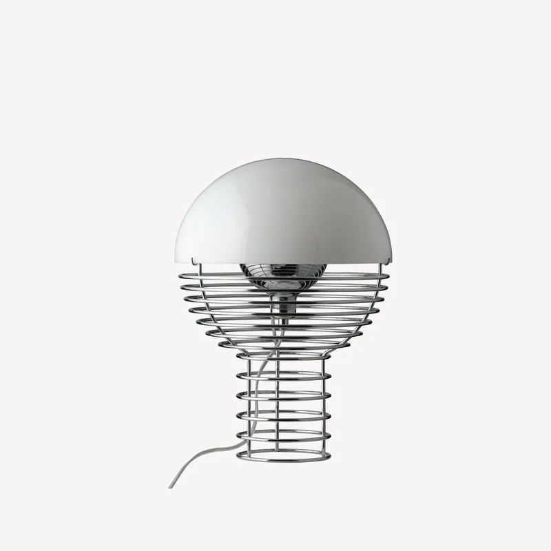 Wire Table Lamp Ø30 w. white shade de VERPAN – photo du produit