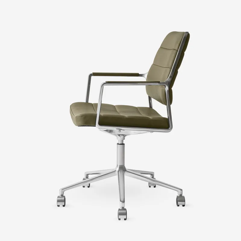 Swivel Chair | 455+ de Vipp – photo du produit