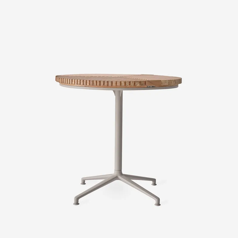 Open-Air Café Table van Vipp – productfoto