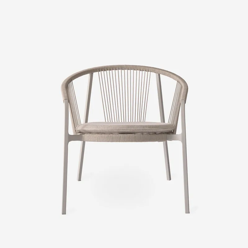Lagrasse Lounge Chair by Vipp – product photo