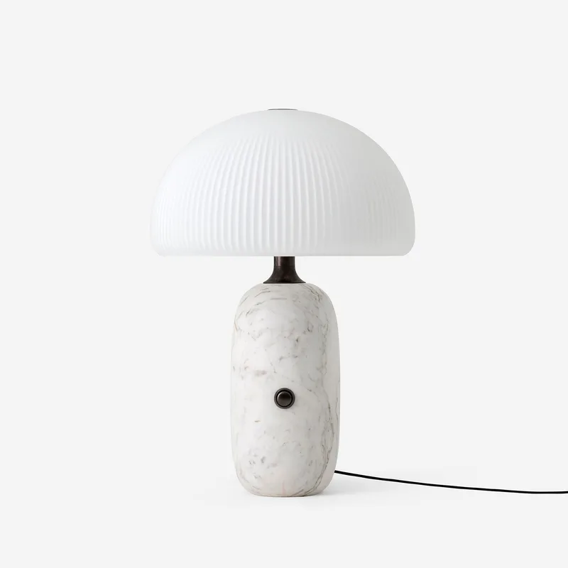 Sculpture Table Lamp van Vipp – productfoto