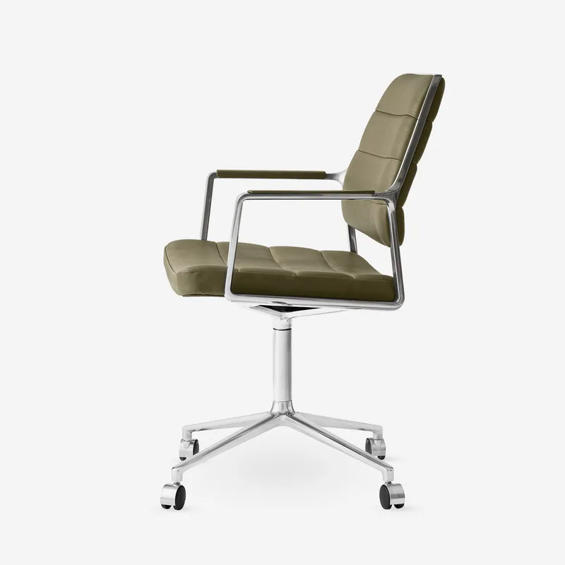 Swivel Chair | 455 de Vipp – photo du produit