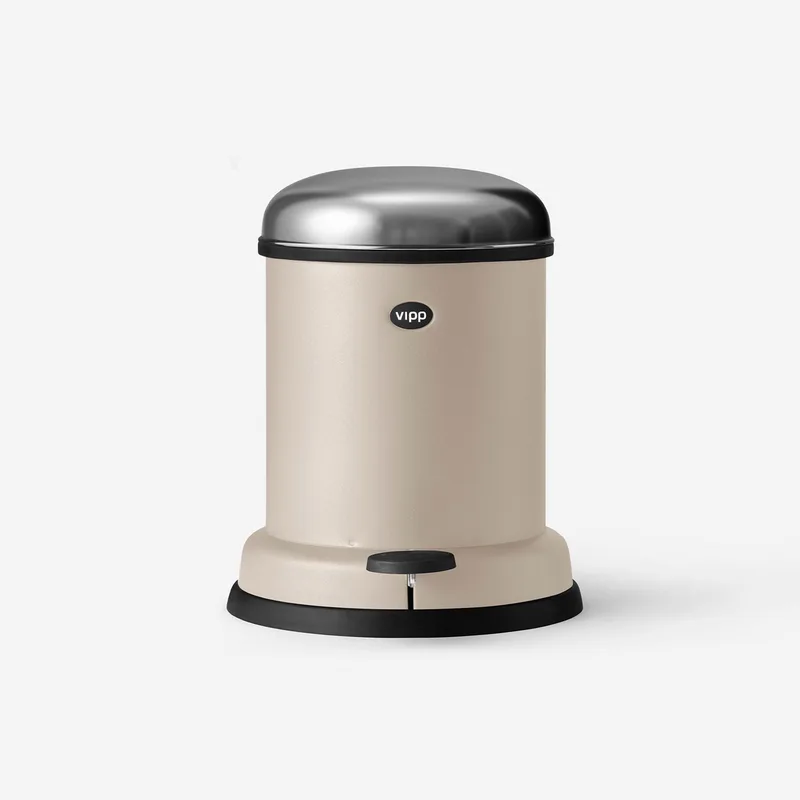 Pedal Bin 8 L / 2 Gal by Vipp – product photo