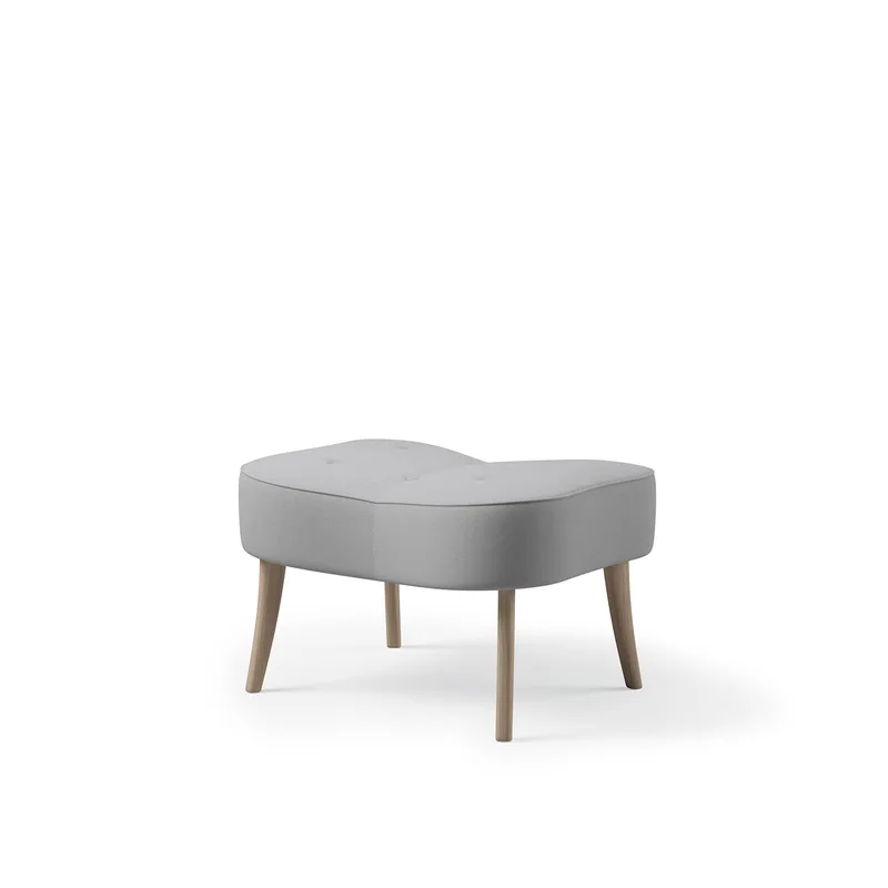 Pragh Footstool von Warm Nordic – Produktfoto