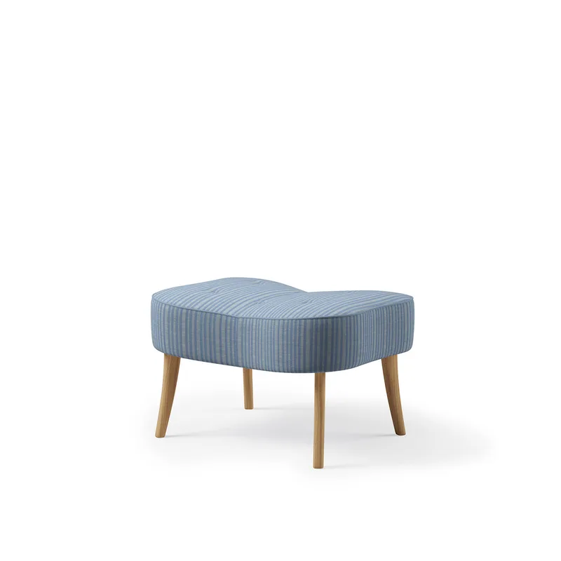 Pragh Footstool de Warm Nordic – photo du produit