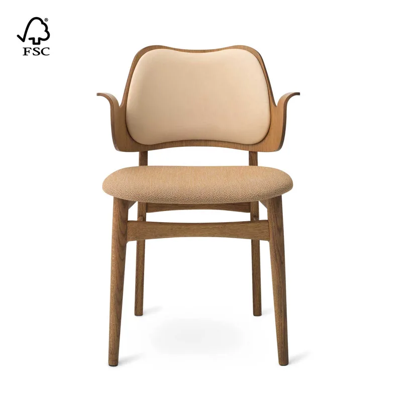Gesture Chair van Warm Nordic – productfoto