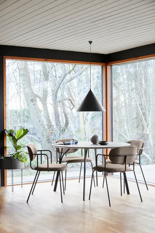Tree Spisebord (120 cm) by WOUD in Sort/Sort – interior photo 2 of 5