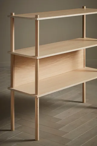 Elevate Hylde E by WOUD in Hvidpigmenteret Eg, En – interior photo 3 of 4