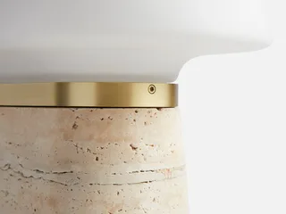 Nova Bordlampe van WOUD in Travertin – sfeerfoto 5 van 6