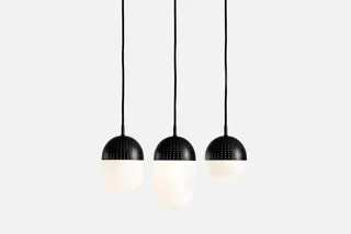 Dot Pendel (medium) van WOUD in Sort – productfoto 4 van 5
