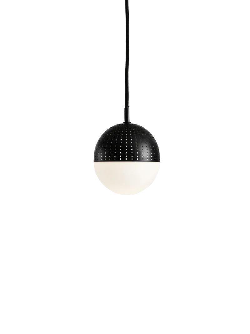 Dot Pendel (lille) van WOUD in Sort – productfoto 4 van 4